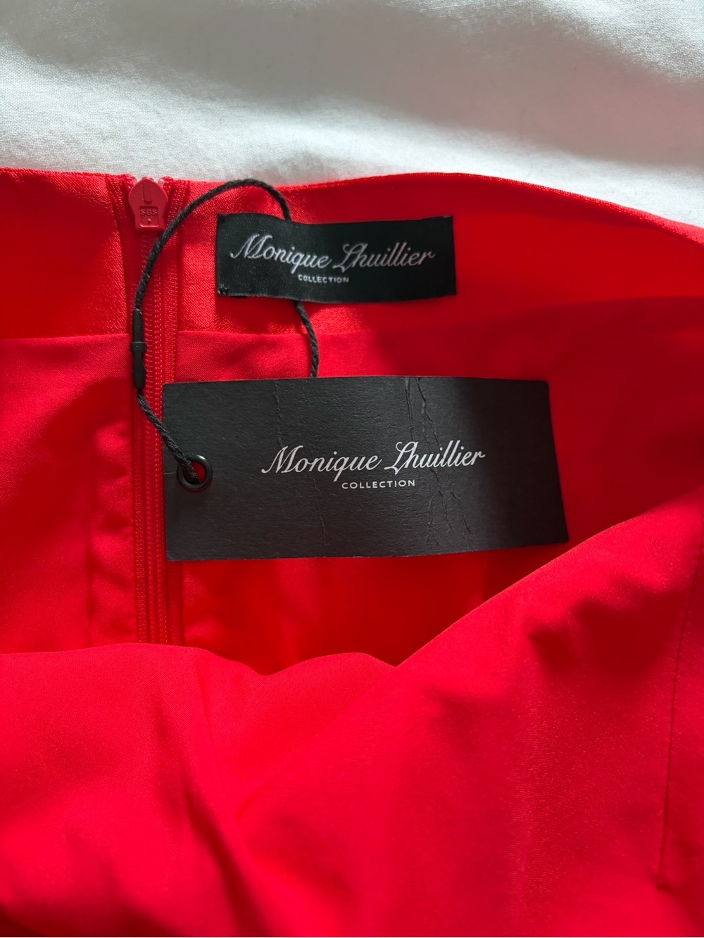 Monique Lhuillier Collection Red Strapless Pleated Faille Satin Evening Gown NWT - Picture 9 of 16